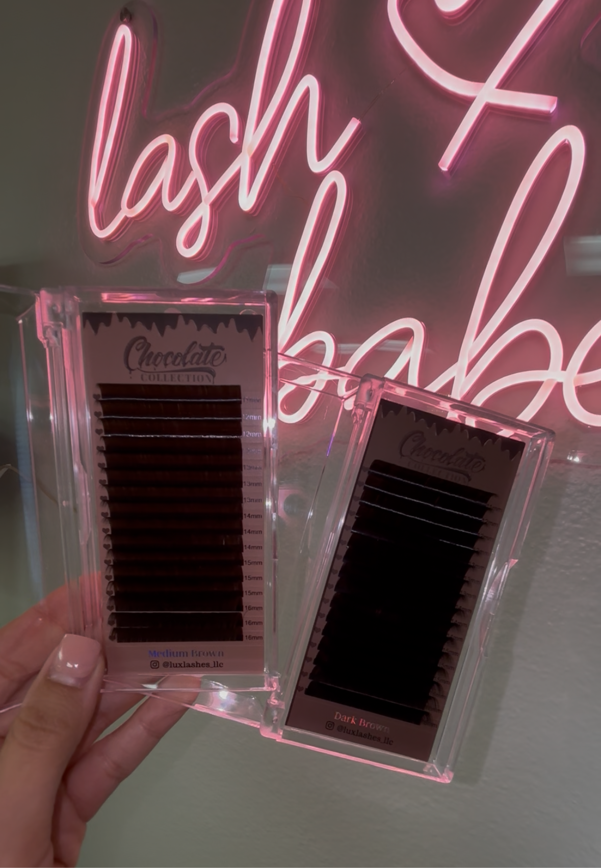 .05 Medium Brown lashes