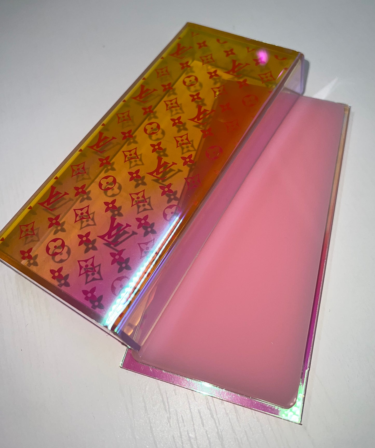 LV Covered lash tile