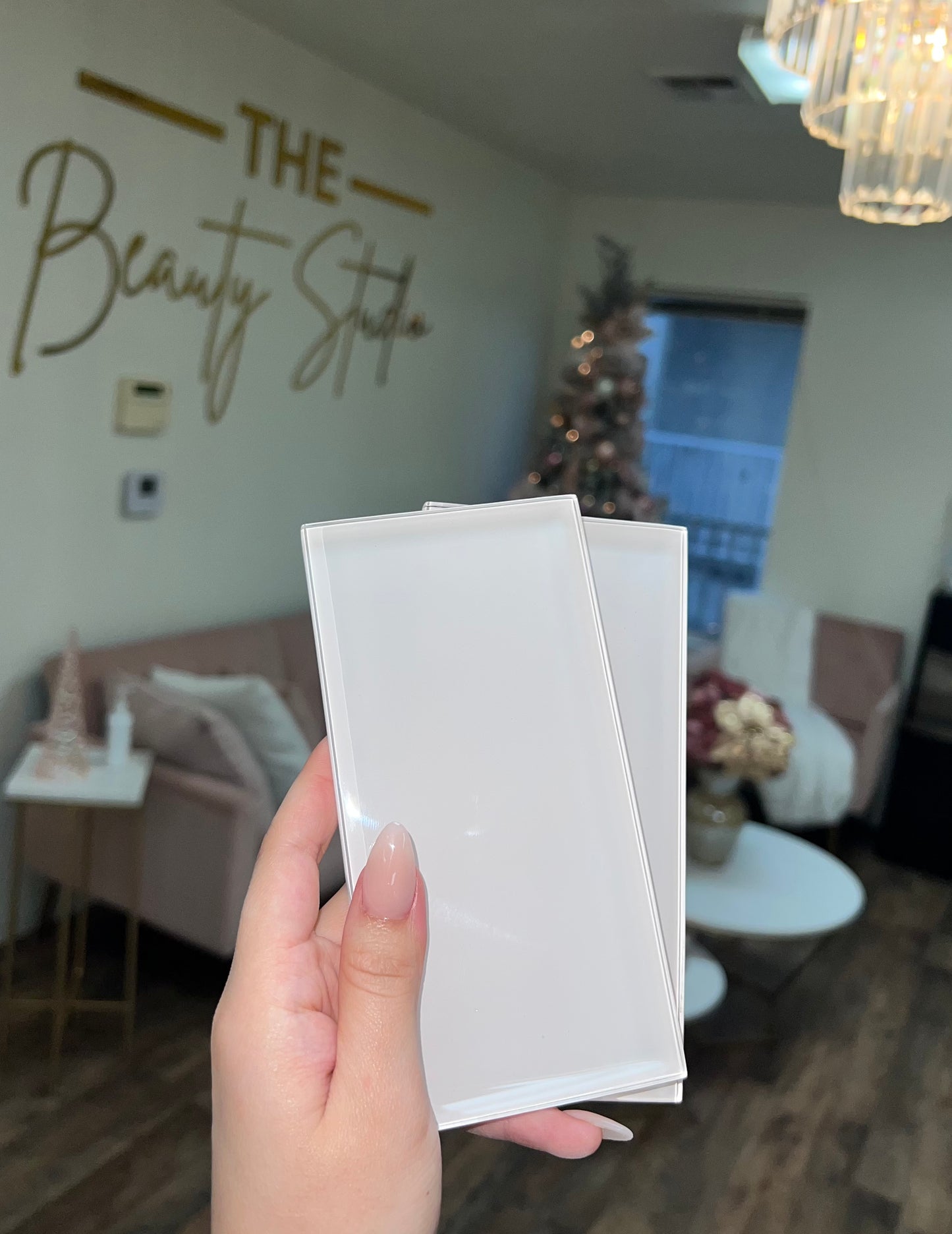 Lash Tile