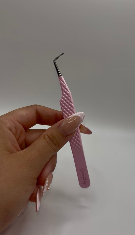 “Secure the bag” 90 degree Tweezer