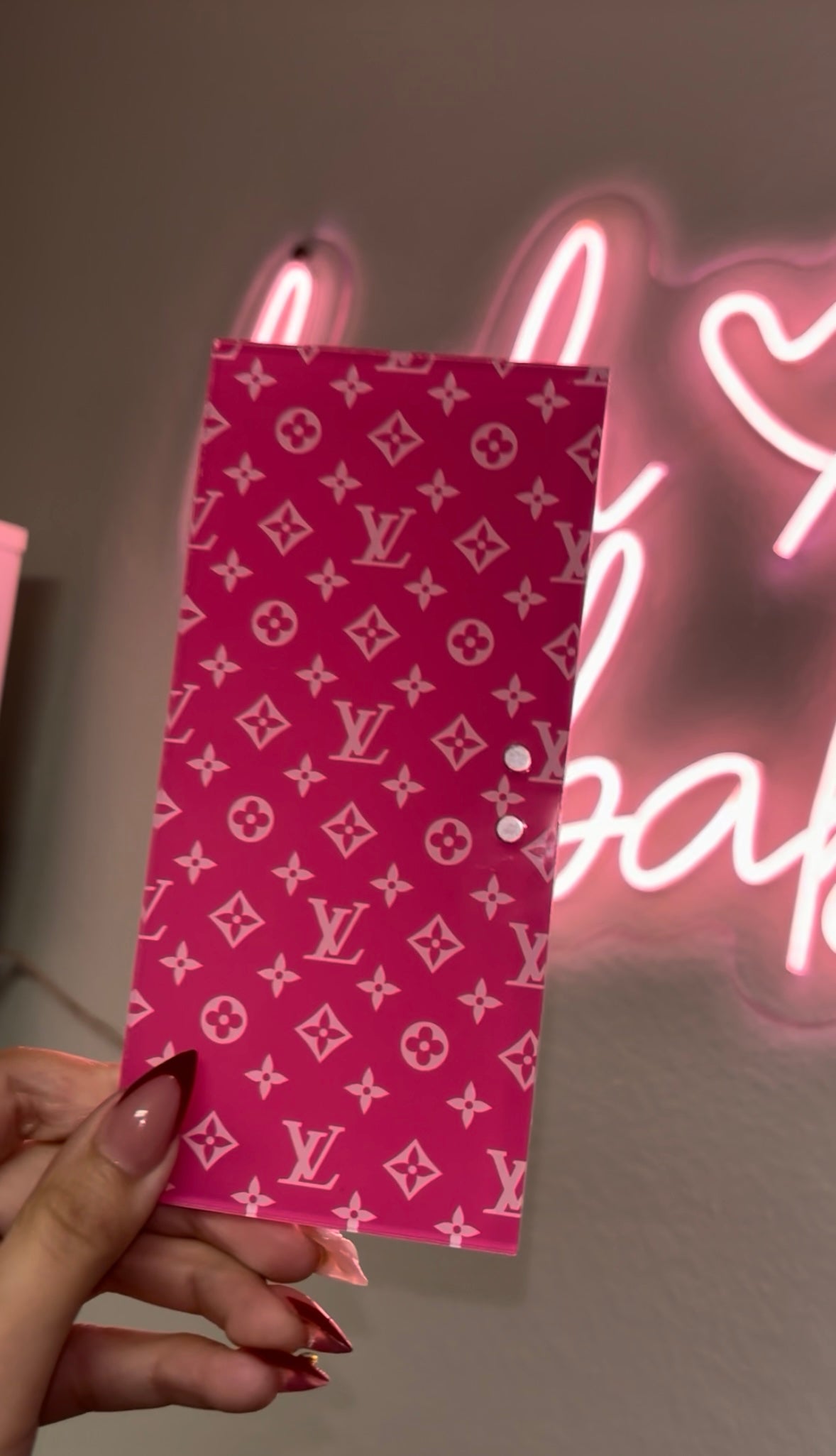 Hot pink tile